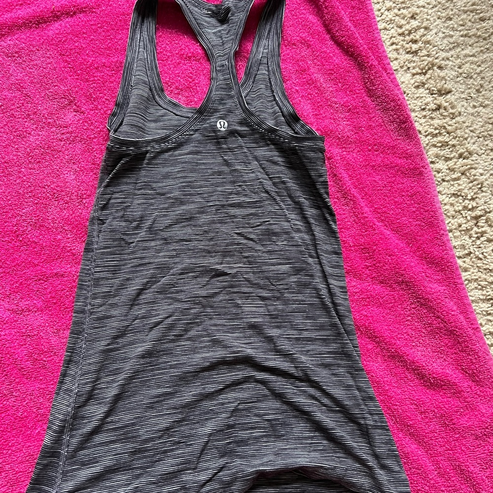 Cool racerback short tank top size 4.